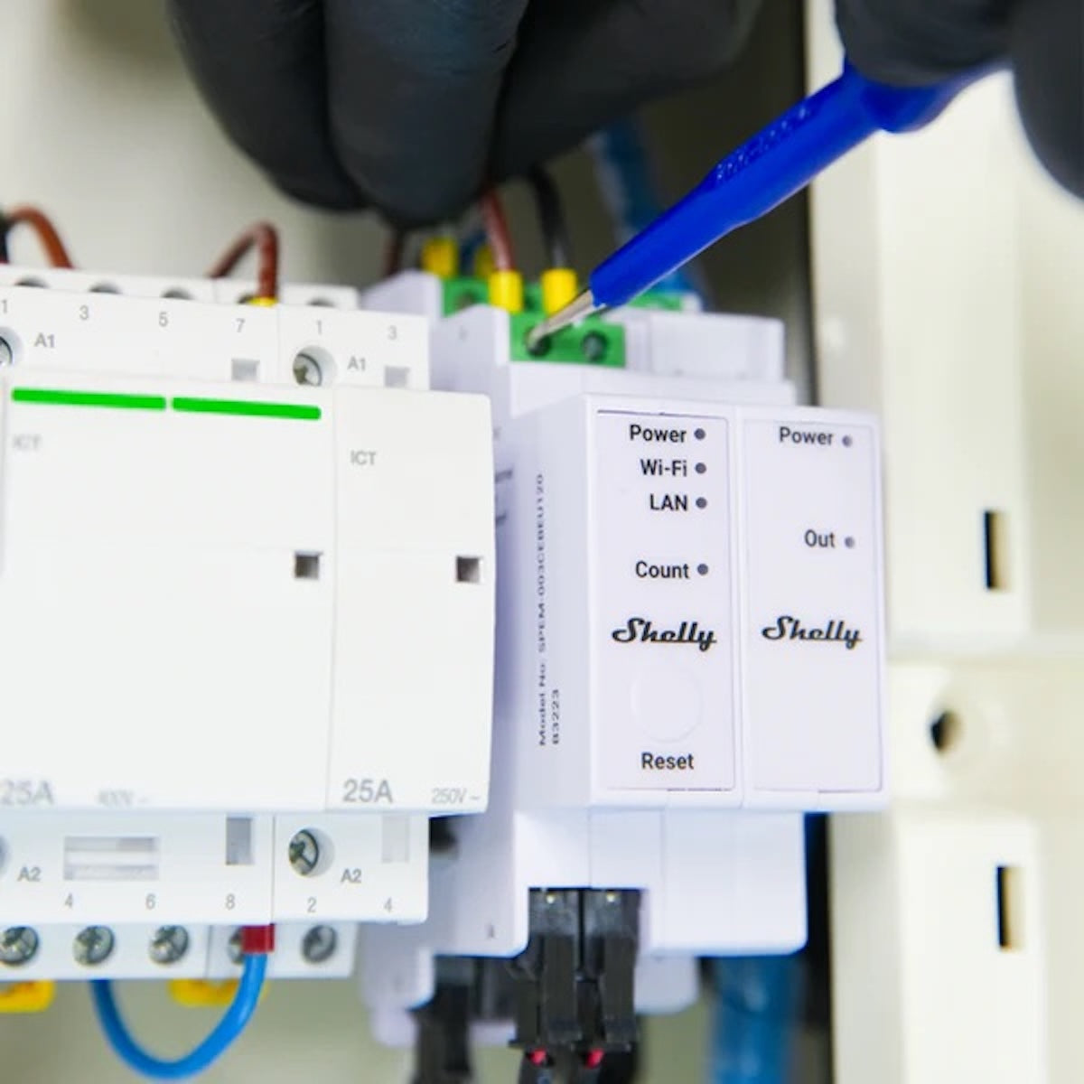 Shelly Pro 3EM 3CT63 professioneller 3-Phasen-Energiezähler