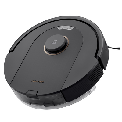 Roborock Q5 Pro+ with suction station black