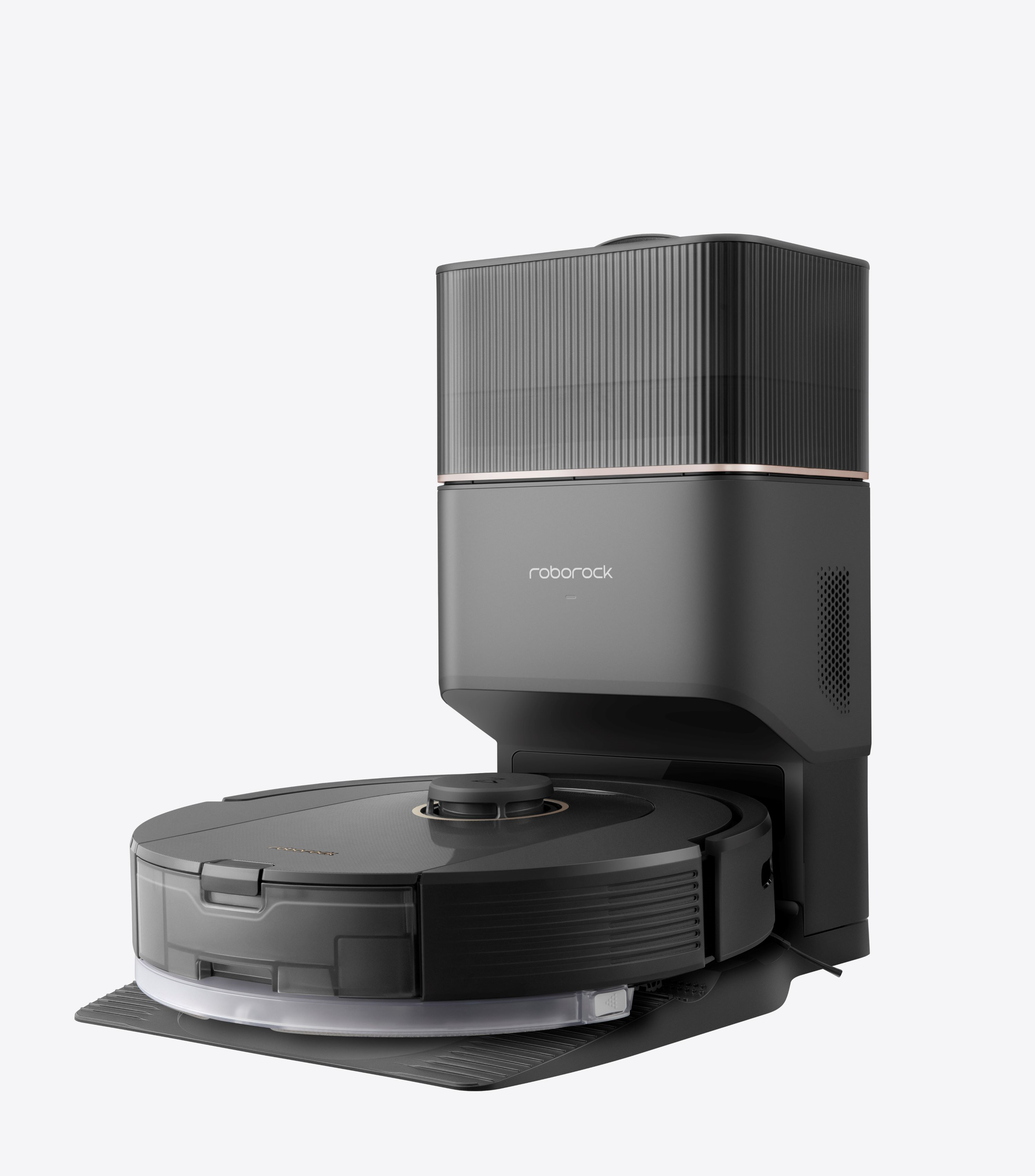 Roborock Q5 Pro+ with suction station black