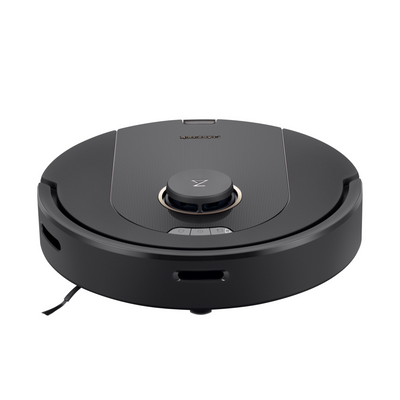 Roborock Q5 Pro+ with suction station black